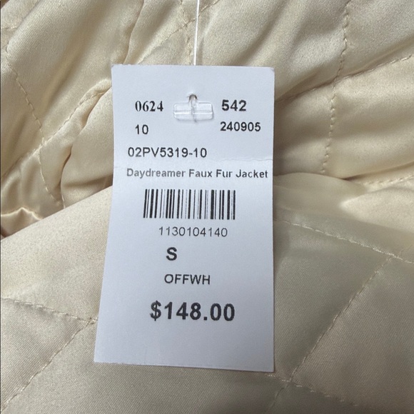 Blank NYC Beige Teddy Jacket - Picture 5 of 5